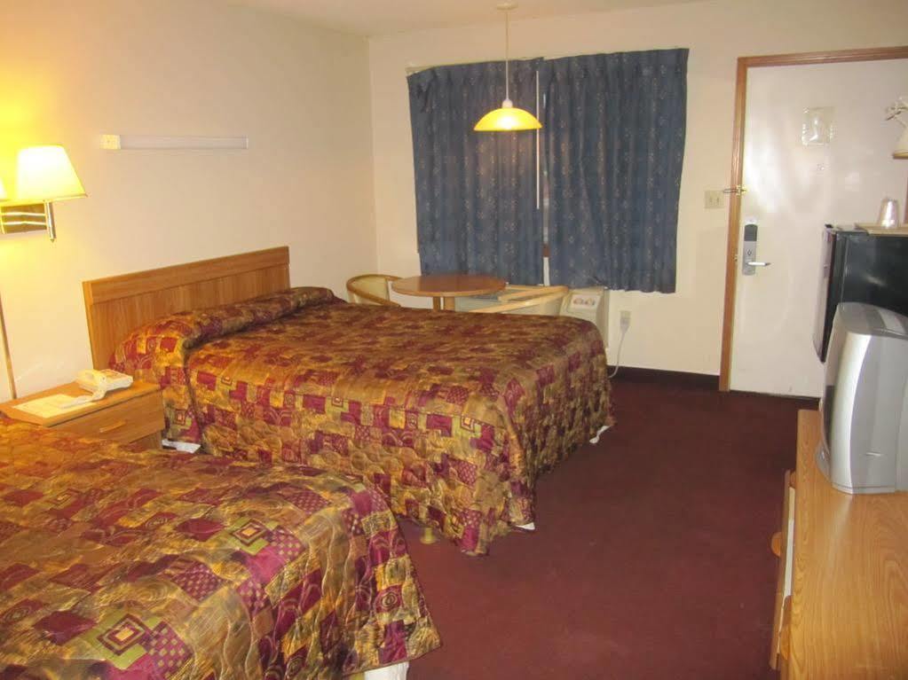 Economy Inn Tonawanda Bagian luar foto
